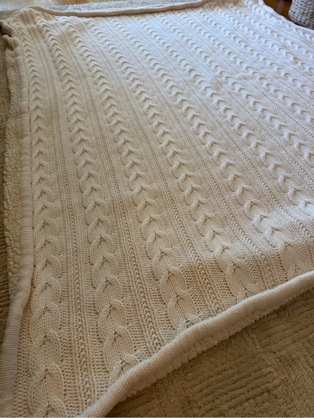 Pottery Barn Ivory Cable Knit Sherpa Throw Blanket 50x60 Cozy Plush